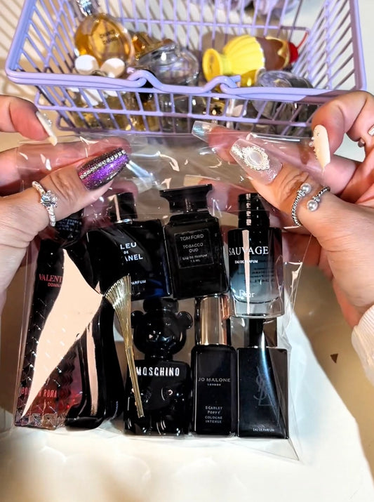 Colección Exclusiva de 8 Mini Perfumes
